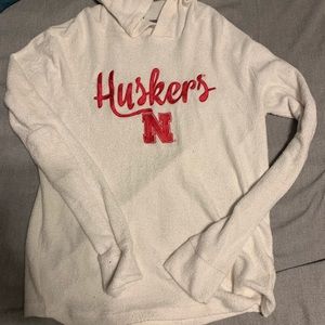 husker sweater